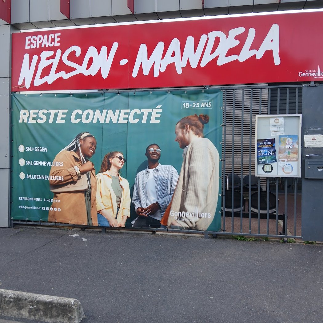 Espace Nelson-Mandela 1